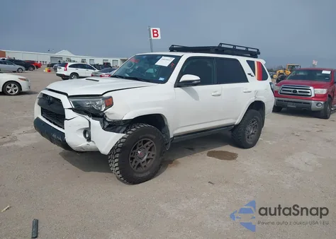 2018 Toyota 4Runner Trd Off Road Premium из США, поврежденный, VIN JTEBU5JR8J5585983
